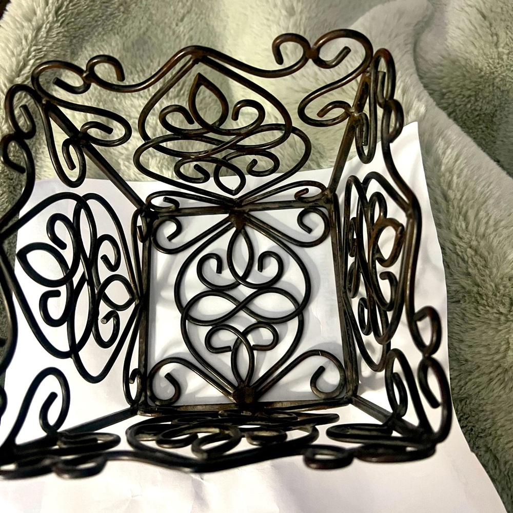 Simply southern home planter